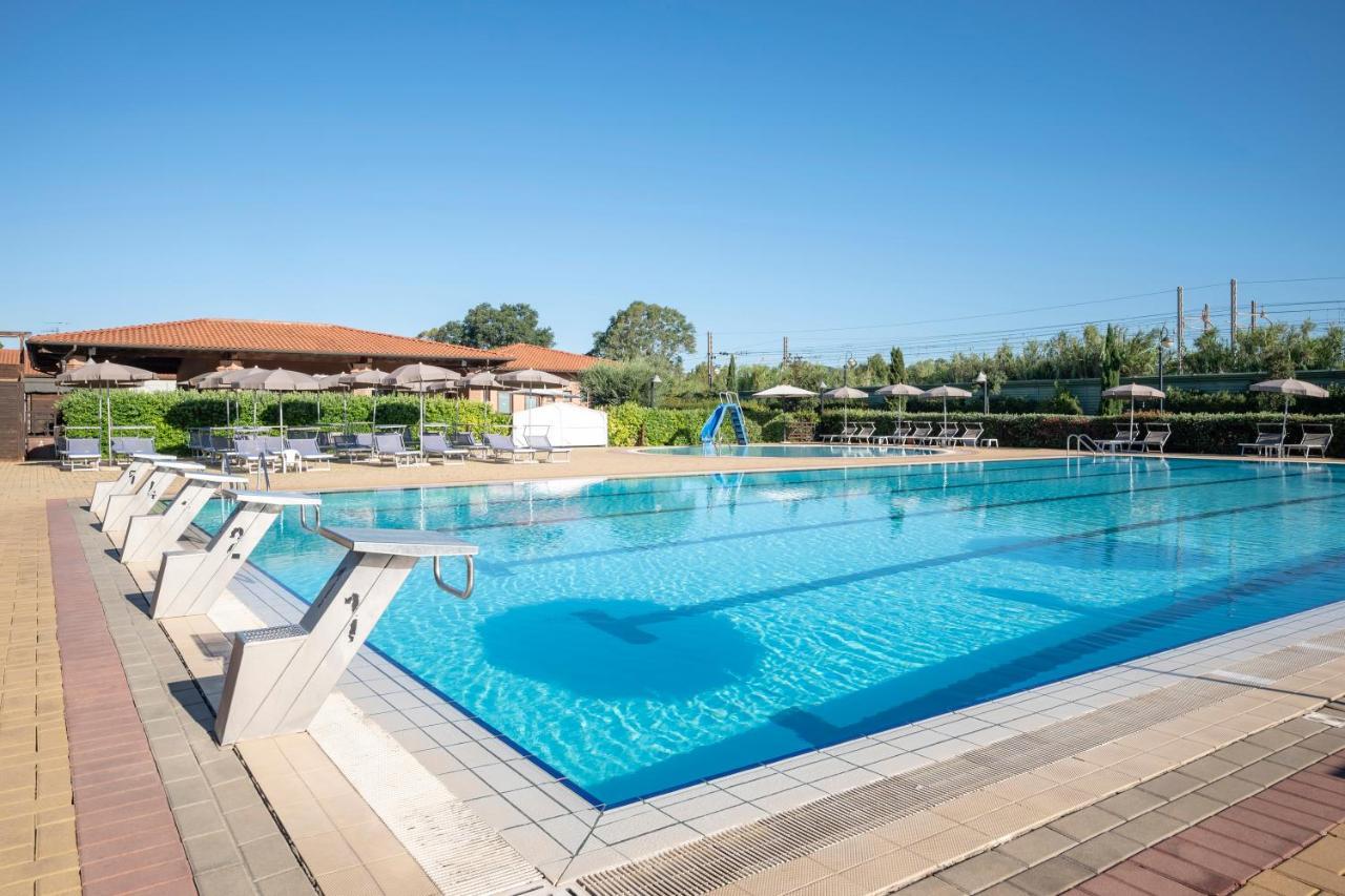 Villaggio Il Girasole Follonica Exterior photo